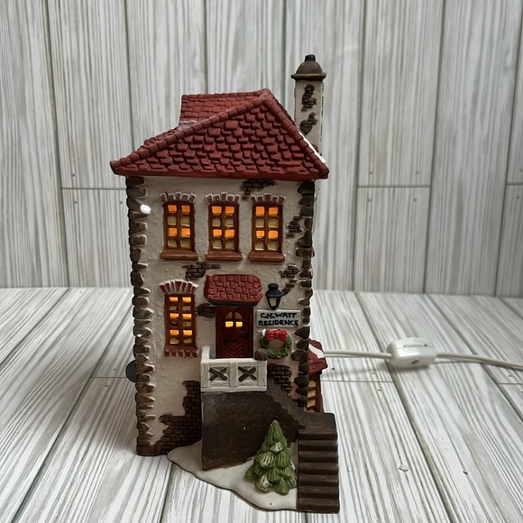 Dept 56 C.H. Watt Physician #5568-9 Dickens' Village Series Heritage Village - Picture 2 of 11